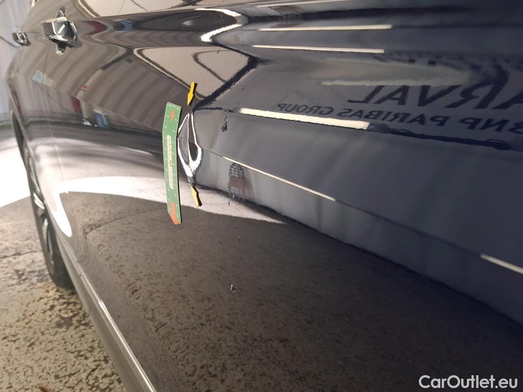  Volkswagen  Tiguan VOLKSWAGEN  / 2016 / 5P / SUV 1.5 TSI 150 EVO DSG7 Carat Exclusive #10