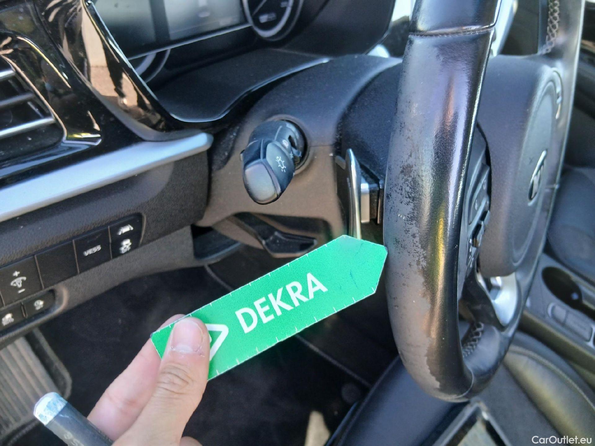  KIA  Niro KIA  1.6 GDi PHEV 104kW (141CV) Drive (AC) #26