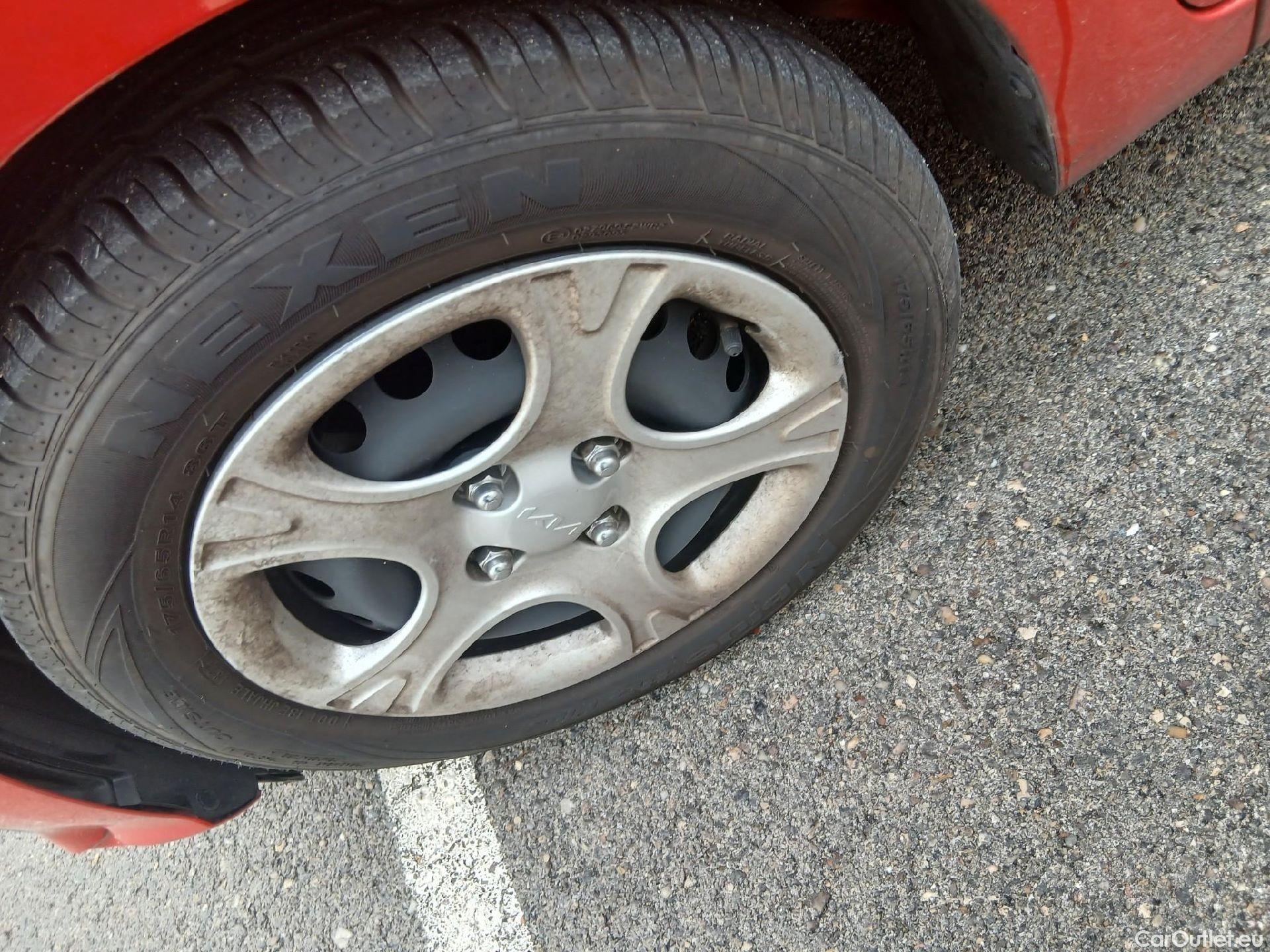  KIA  Picanto KIA  / 2024 / 5P / berlina con portón 1.0 DPi 46kW (63CV) Concept #14