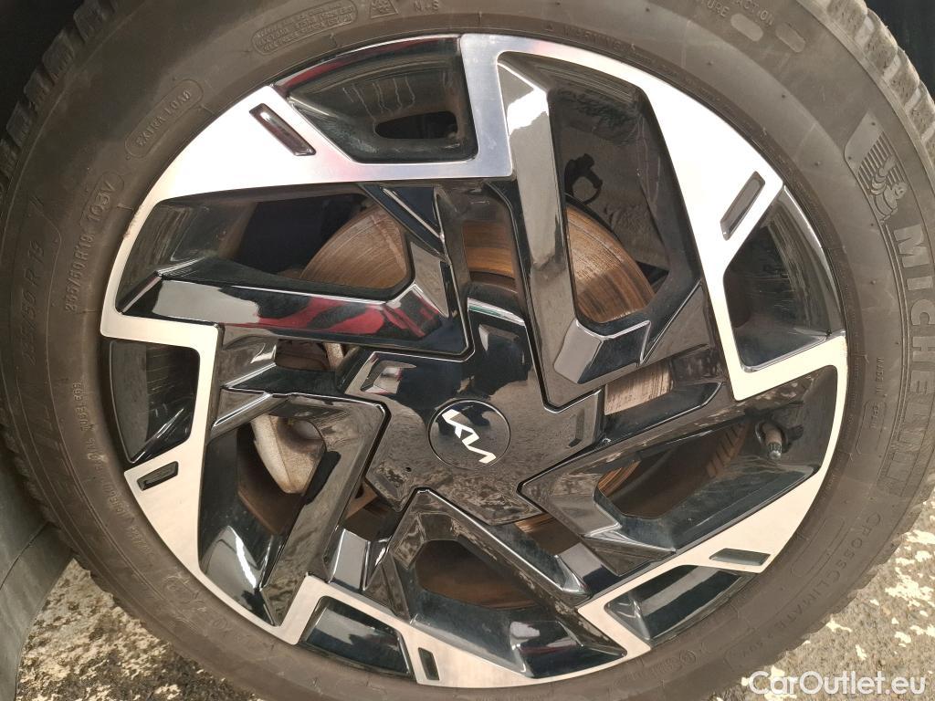  KIA  Sportage KIA  / 2021 / 5P / SUV 1.6 T-GDI 265 PHEV AUTO 4WD GT-L PREM BU #25