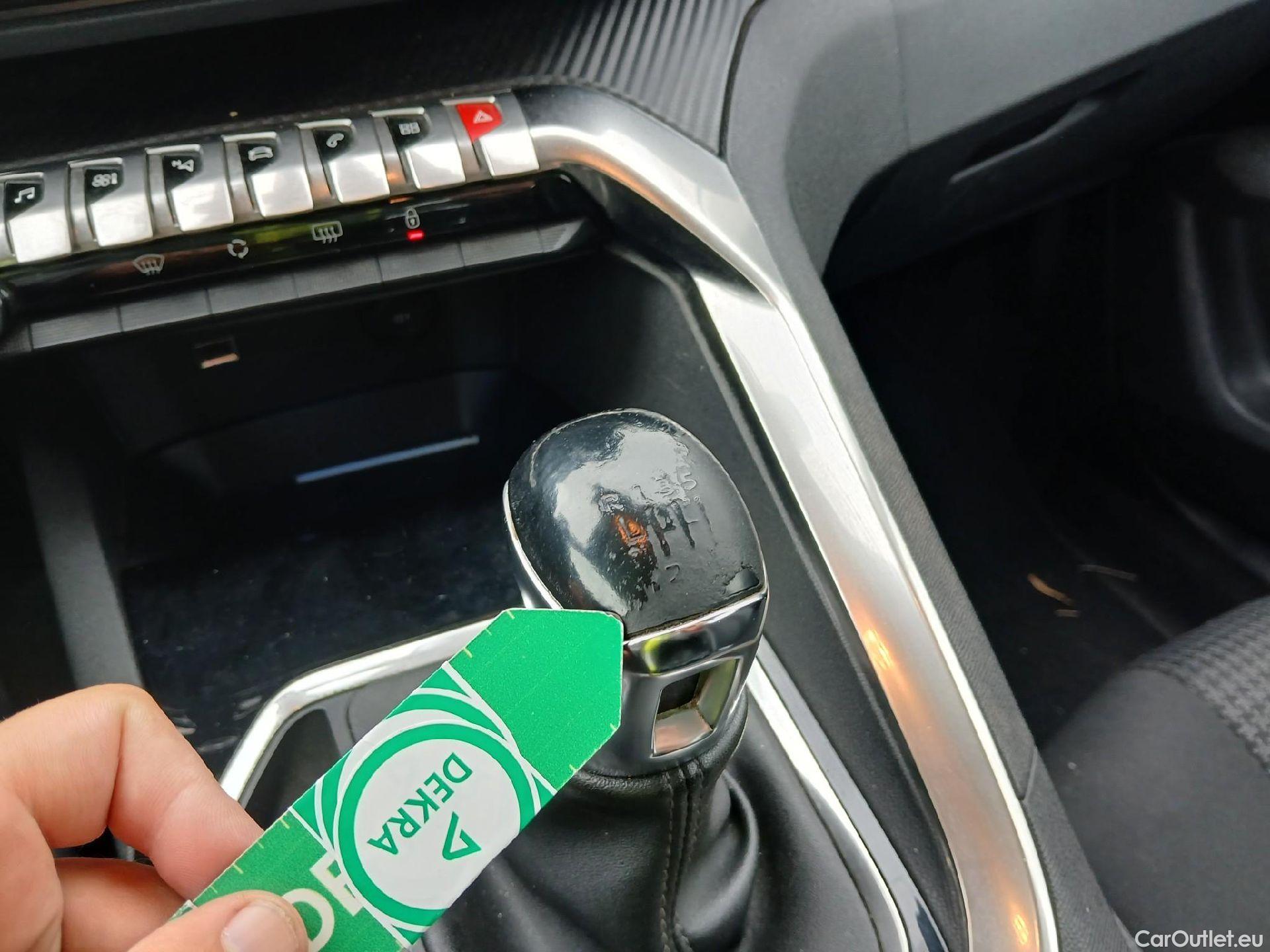  Peugeot  3008 PEUGEOT  / 2020 / 5P / todoterreno 1.5 BlueHDi 96kW (130CV) S&S Active Pack #1