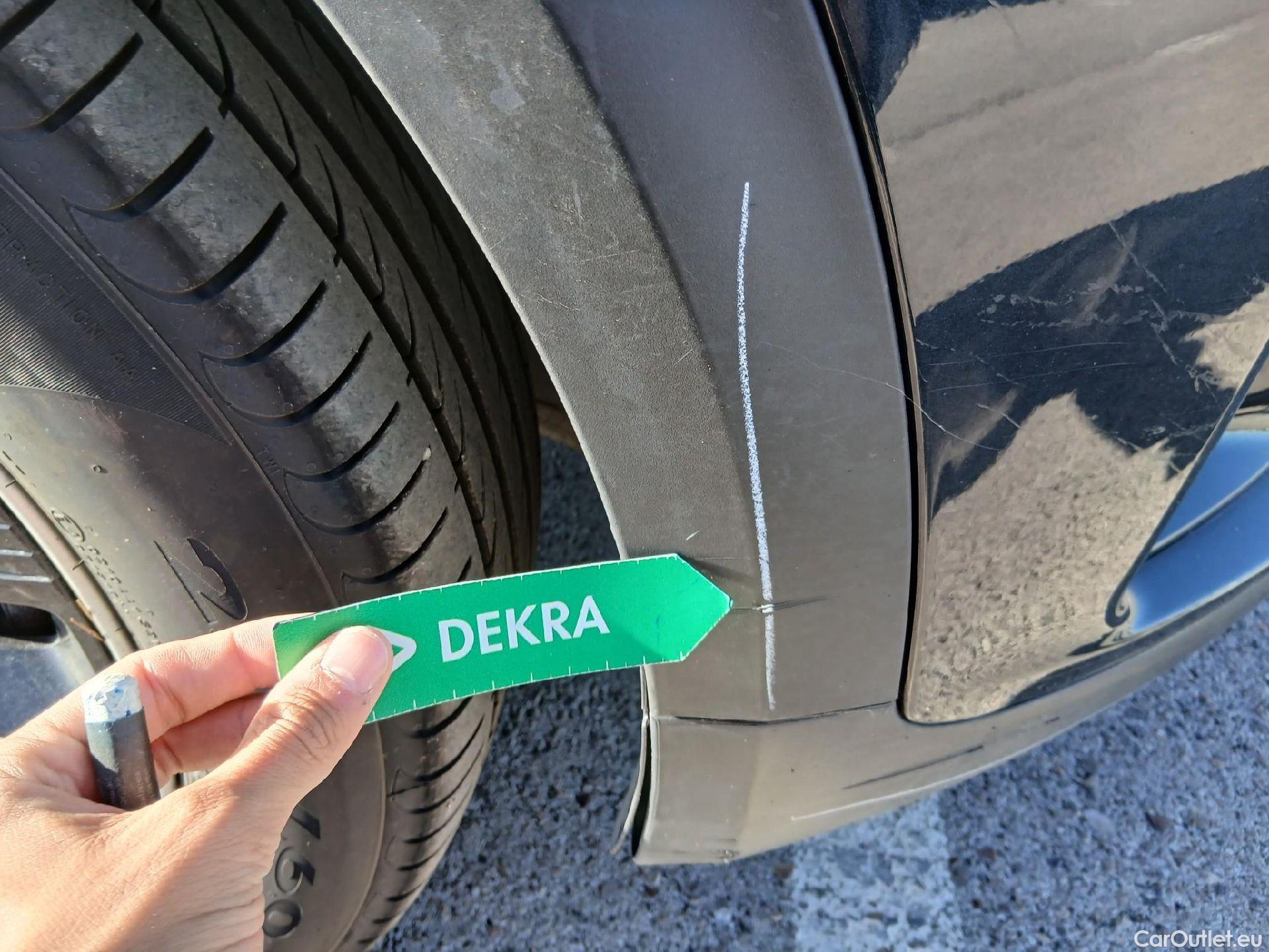  KIA  Niro KIA  1.6 GDi PHEV 104kW (141CV) Drive (AC) #16