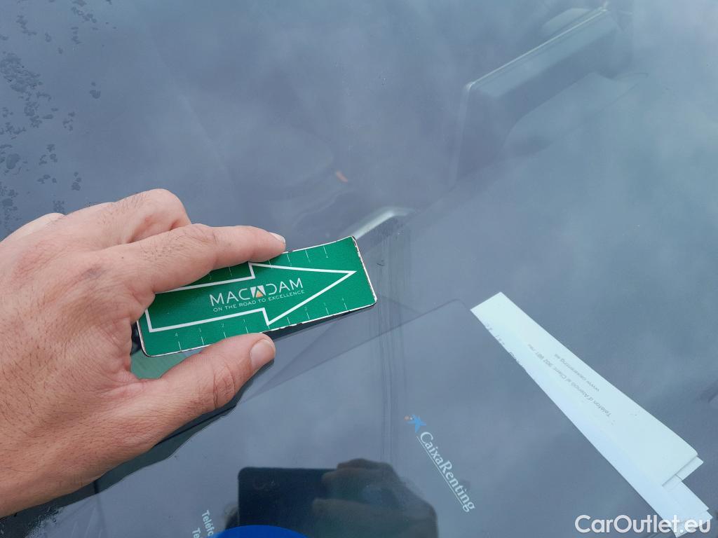  Toyota  RAV4 TOYOTA  / 2018 / 5P / todoterreno 2.5l 220H Advance 4WD #21