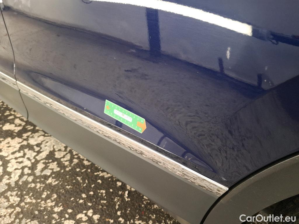  Volkswagen  Tiguan VOLKSWAGEN  / 2016 / 5P / SUV 1.5 TSI 150 EVO DSG7 Carat Exclusive #6