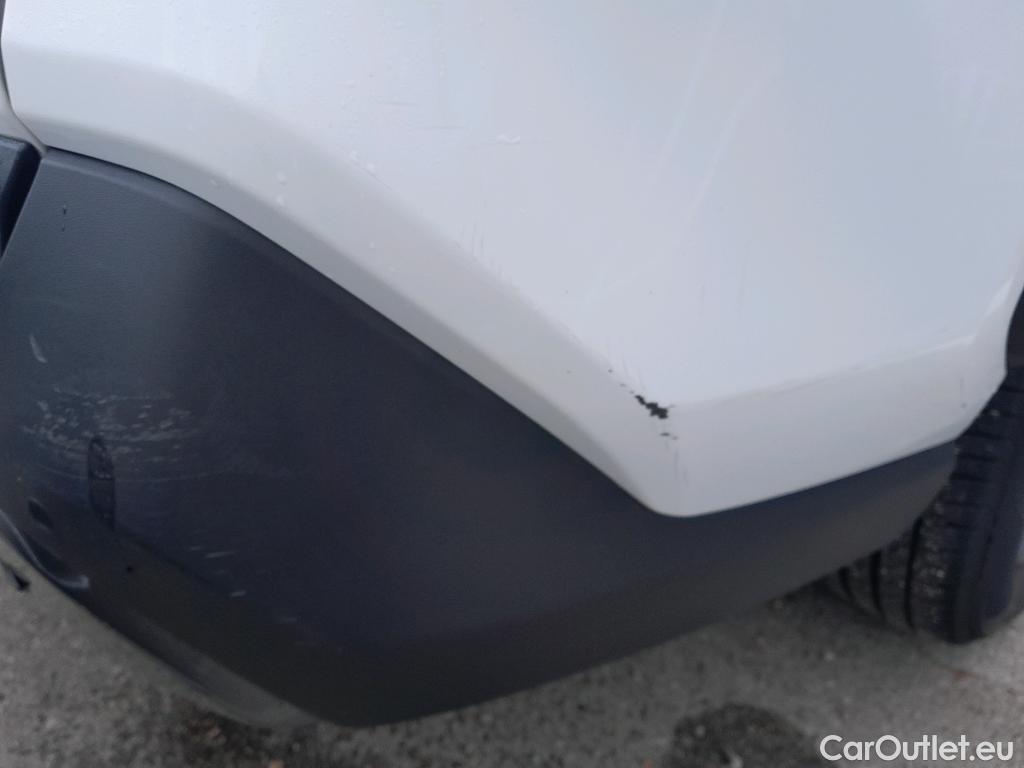  Toyota  RAV4 TOYOTA  / 2018 / 5P / todoterreno 2.5l 220H Advance 4WD #39