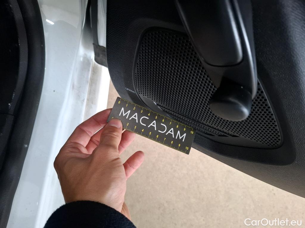  Peugeot  208  Premium 1.5 HDi 100CV BVM6 E6d #60