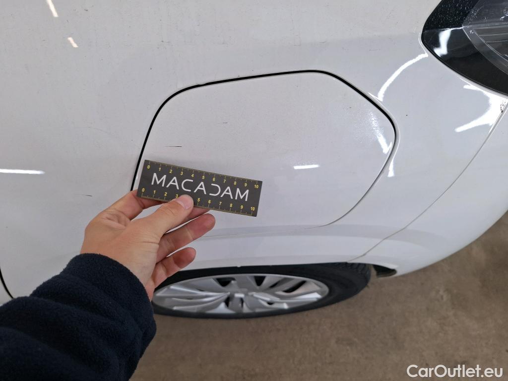  Peugeot  208  Premium 1.5 HDi 100CV BVM6 E6d #45