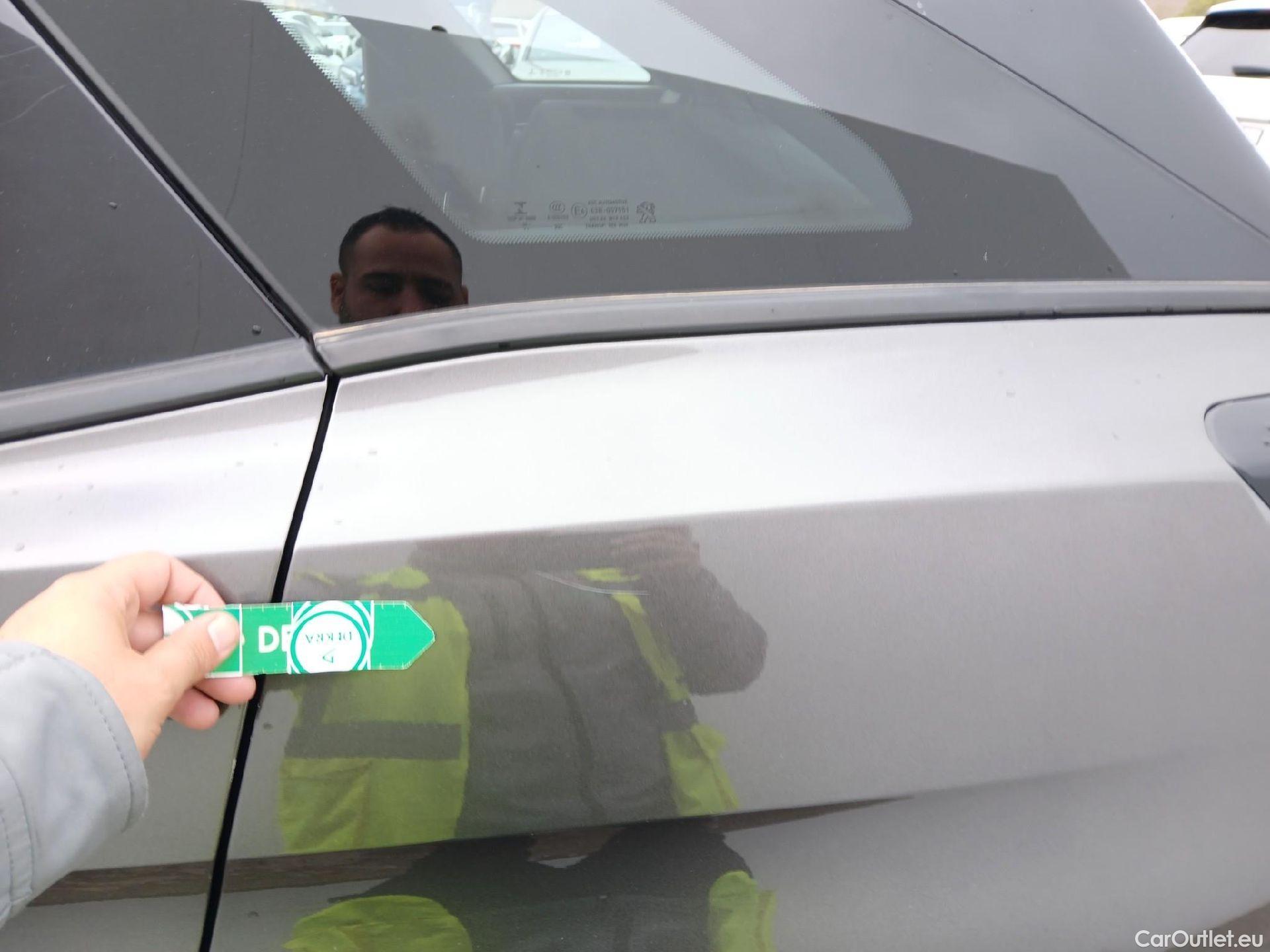  Peugeot  3008 PEUGEOT  / 2020 / 5P / todoterreno 1.5 BlueHDi 96kW (130CV) S&S Active Pack #24