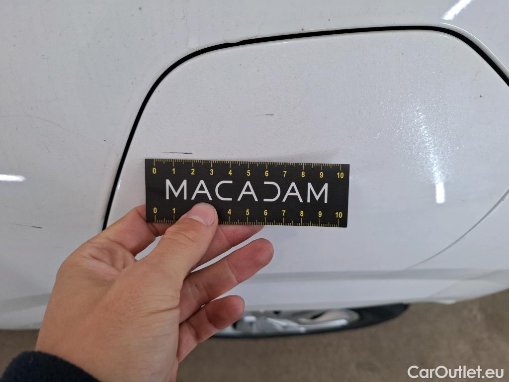  Peugeot  208  Premium 1.5 HDi 100CV BVM6 E6d #46