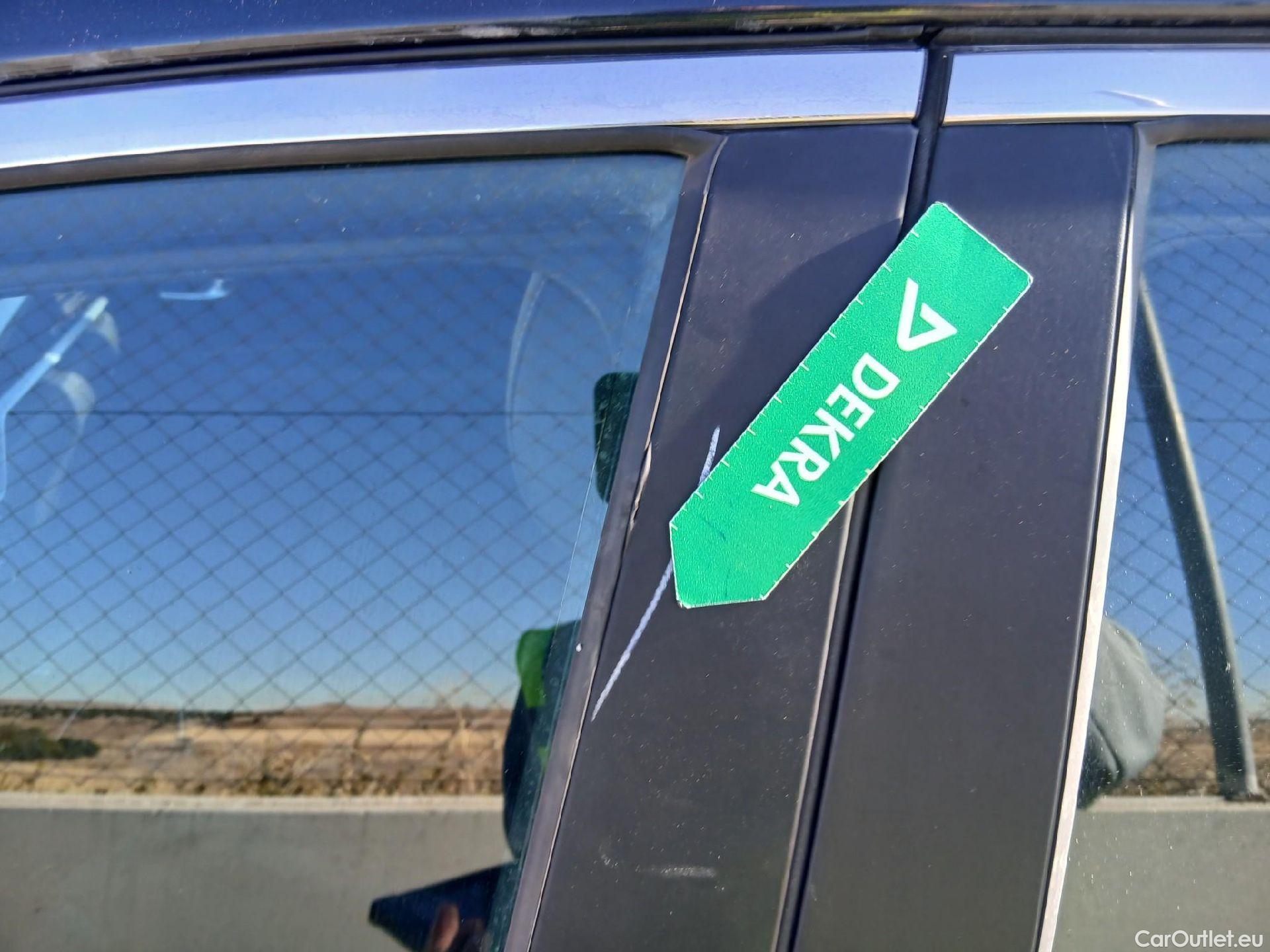  KIA  Niro KIA  1.6 GDi PHEV 104kW (141CV) Drive (AC) #22