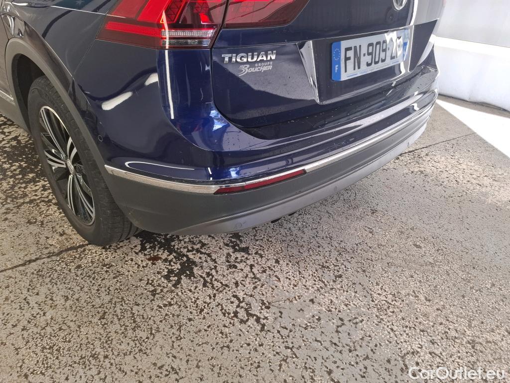 Volkswagen  Tiguan VOLKSWAGEN  / 2016 / 5P / SUV 1.5 TSI 150 EVO DSG7 Carat Exclusive #14