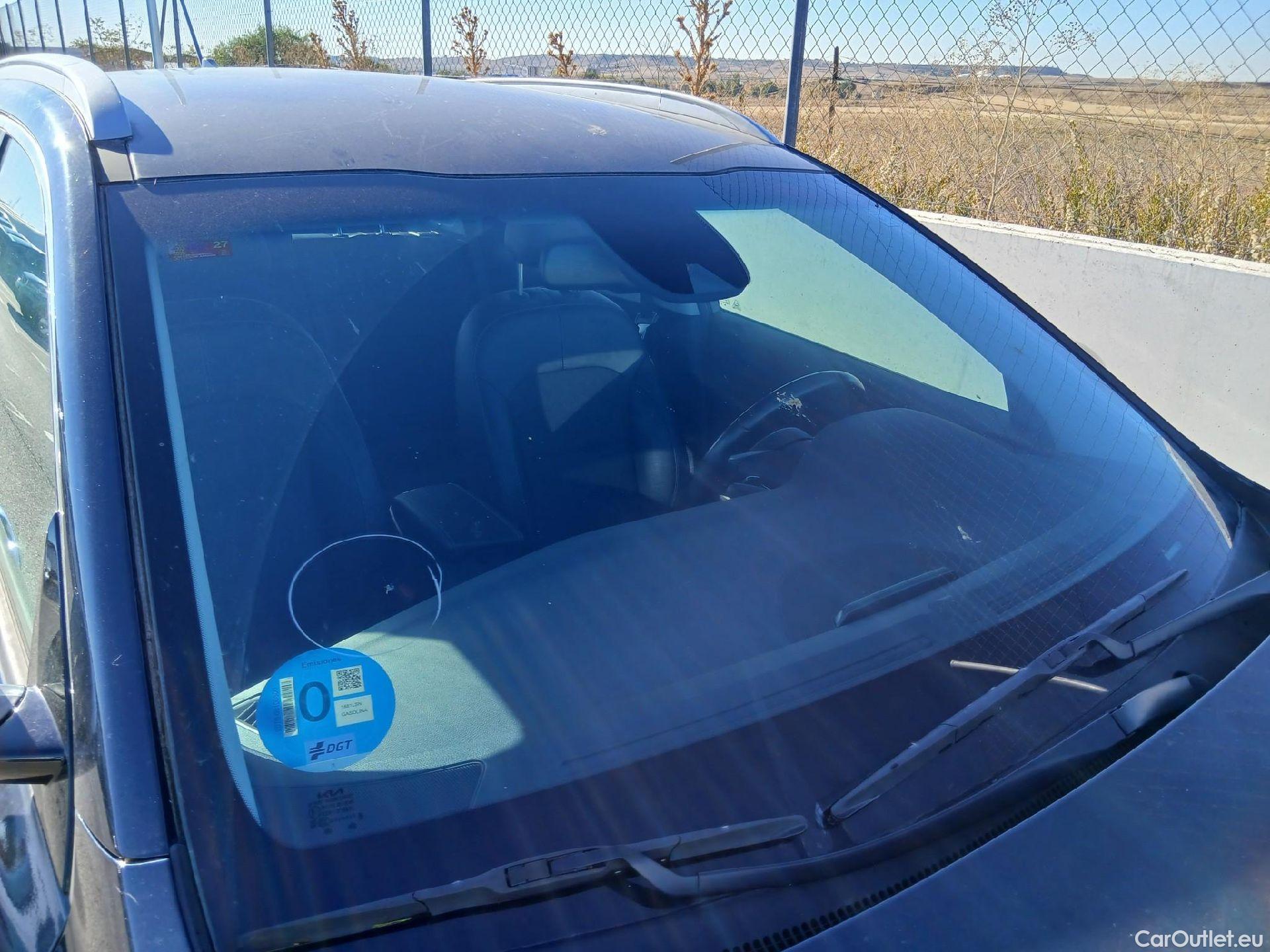  KIA  Niro KIA  1.6 GDi PHEV 104kW (141CV) Drive (AC) #4