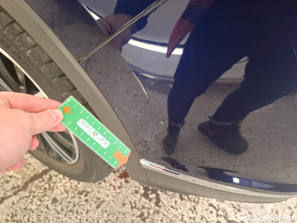  Volkswagen  Tiguan VOLKSWAGEN  / 2016 / 5P / SUV 1.5 TSI 150 EVO DSG7 Carat Exclusive #16