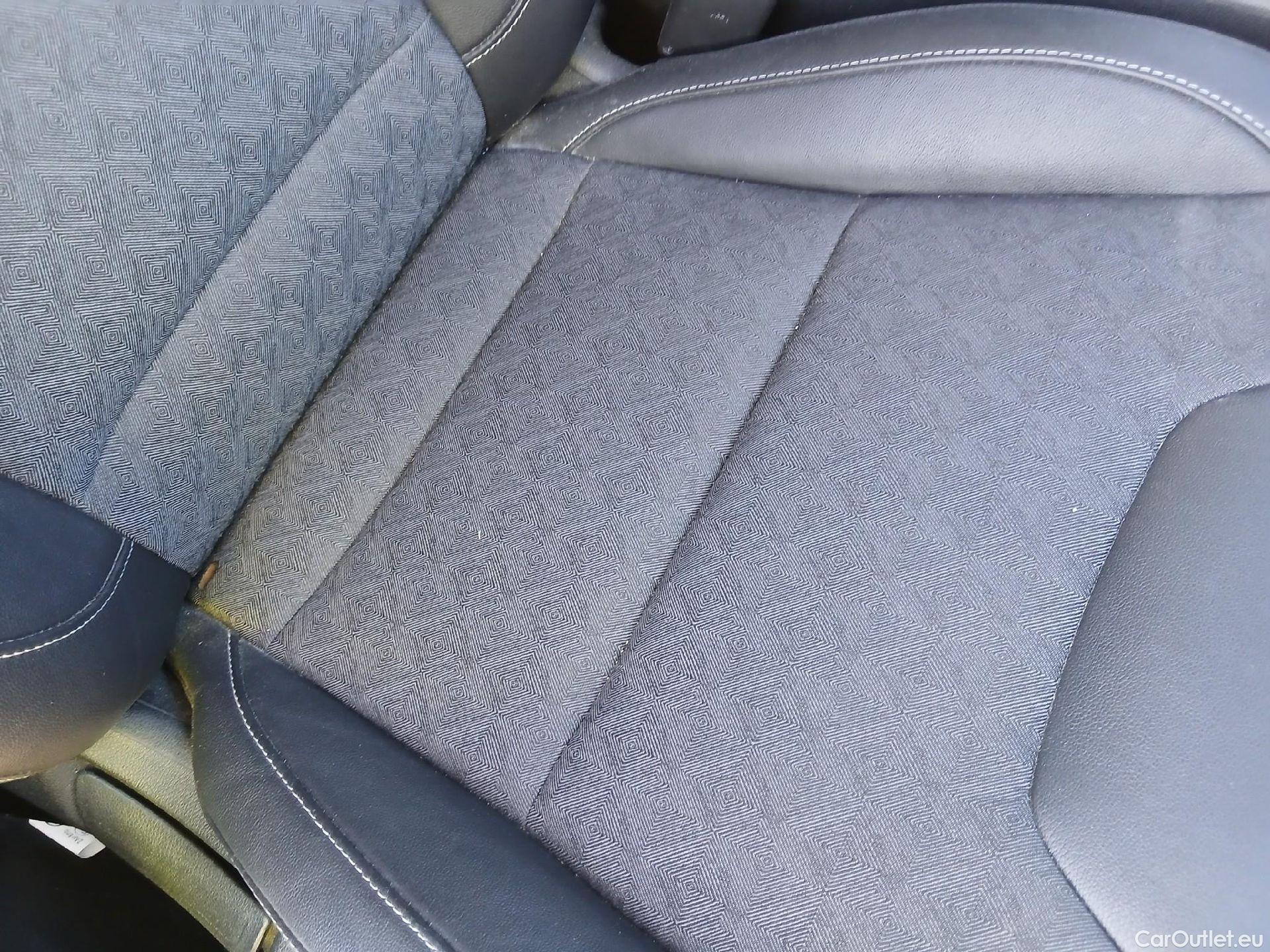  KIA  Niro KIA  1.6 GDi PHEV 104kW (141CV) Drive (AC) #49