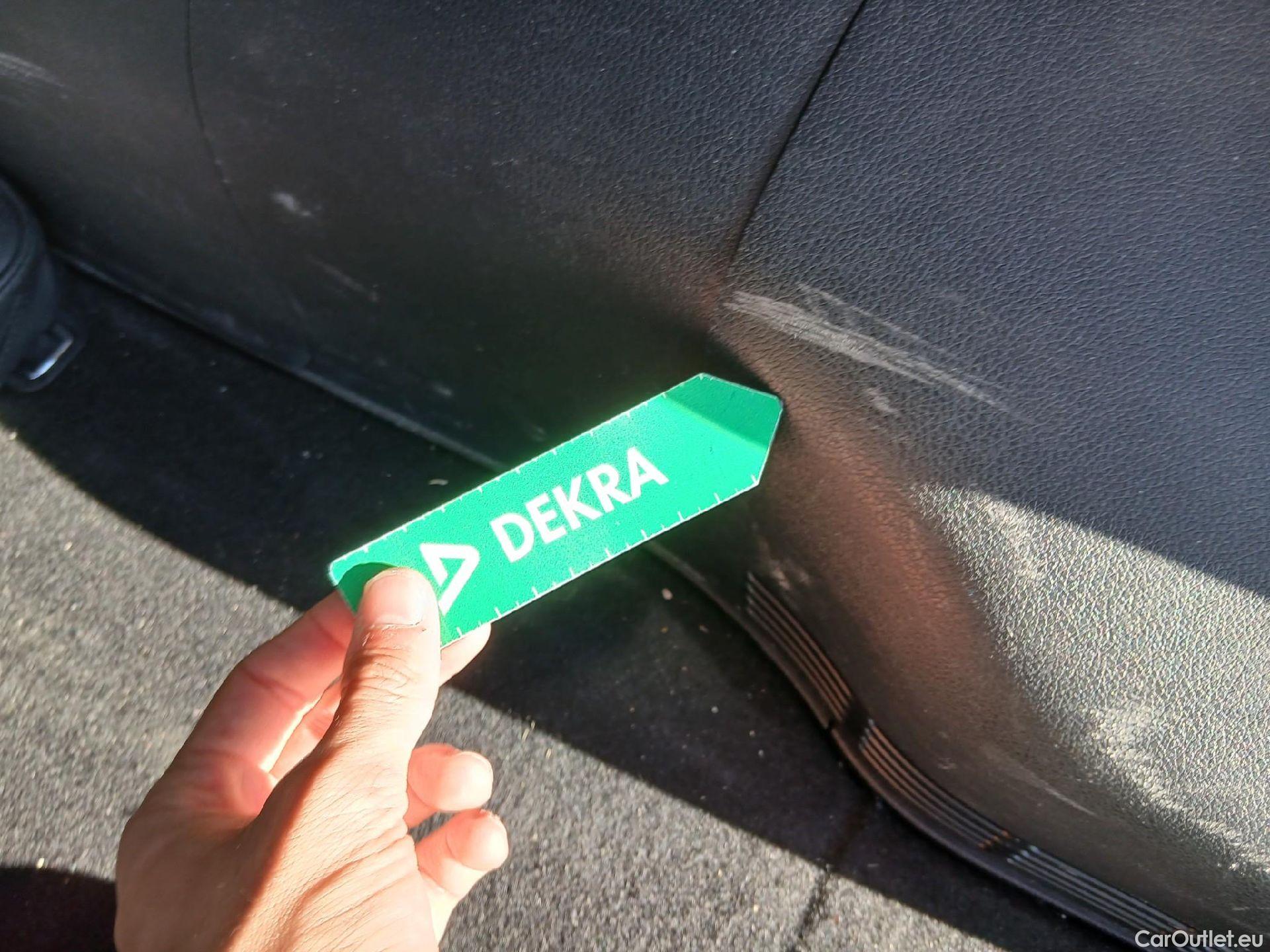  KIA  Niro KIA  1.6 GDi PHEV 104kW (141CV) Drive (AC) #36