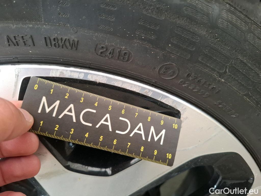  Renault  Captur  Intens 1.5 dCi 90CV BVA6 E6 #28