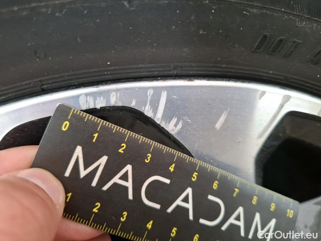  Renault  Captur  Intens 1.5 dCi 90CV BVA6 E6 #26