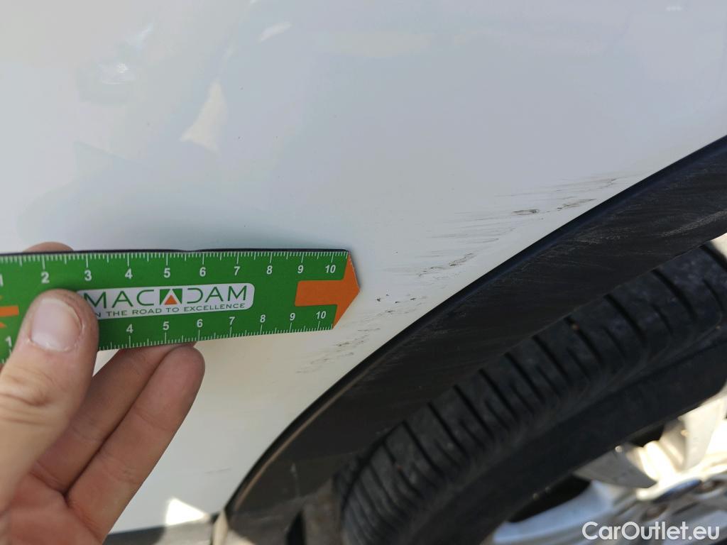  Ford  Kuga FORD  / 2016 / 5P / todoterreno 1.5 EcoBoost 88kW 4x2 Trend+ (CX) #15