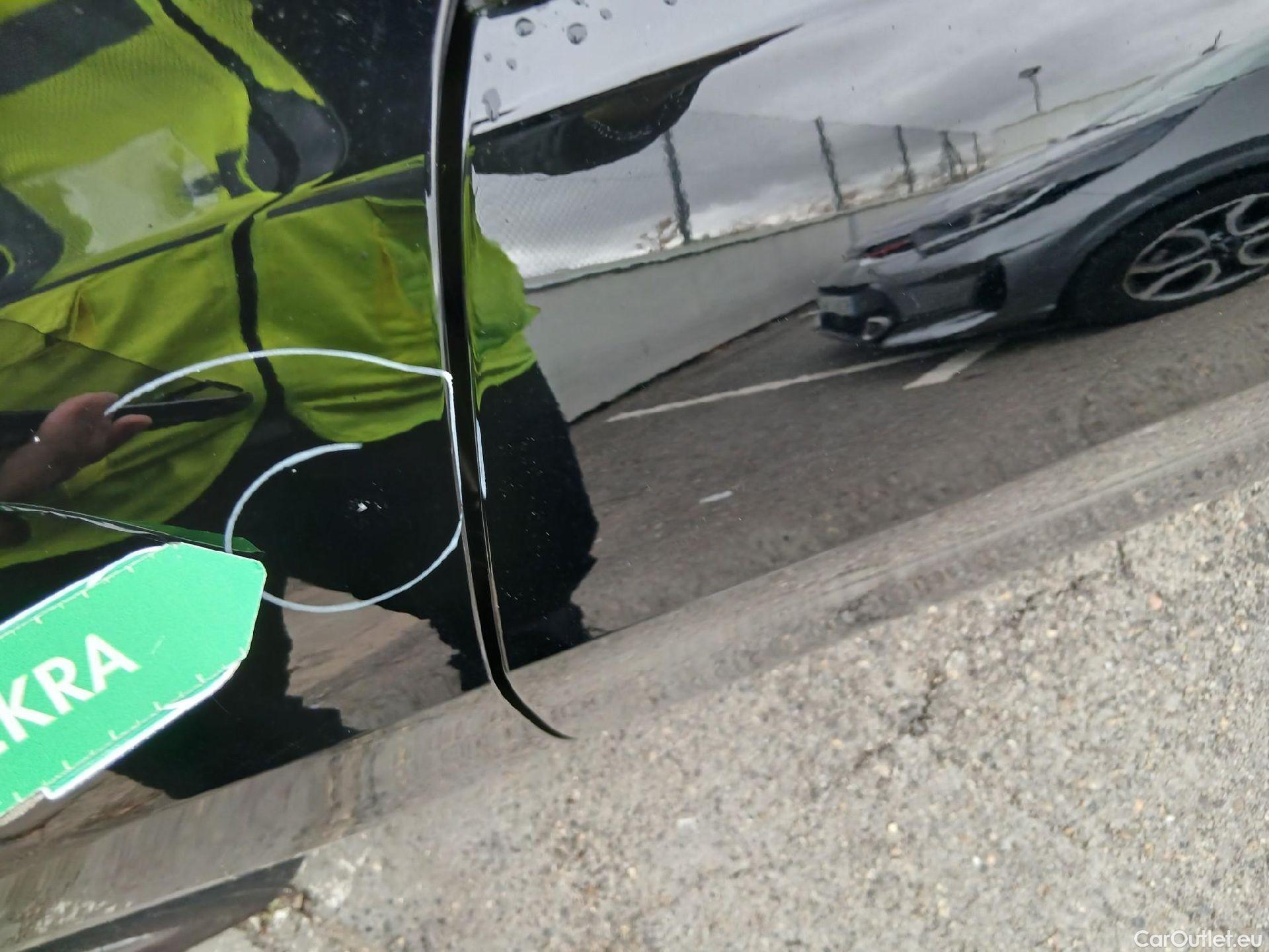  Bmw  Serie 1  Berlina 116d 1.5 115CV AT7 E6d #13