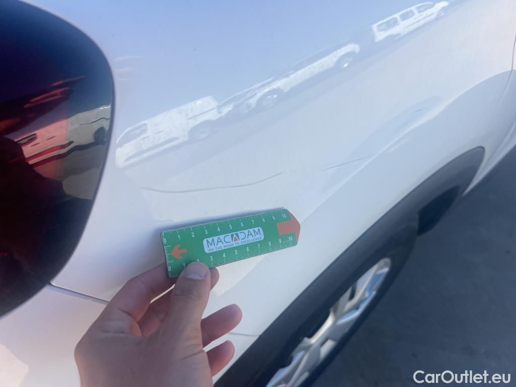  Citroen  C4 CITROEN  / 2020 / 5P / berlina con portón BlueHdi 110 S&S Live Pack #8