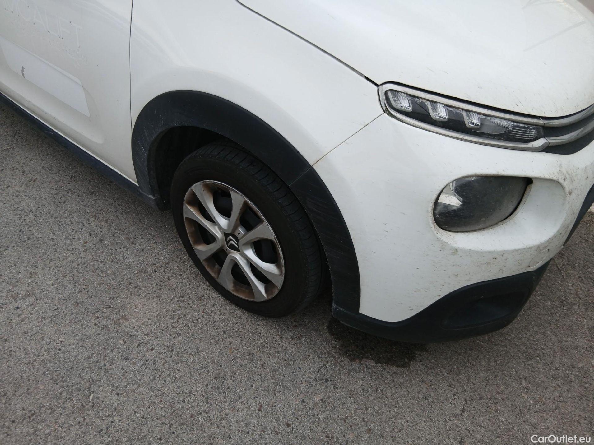  Citroen  C3 CITROEN  / 2016 / 5P / berlina con portón BlueHDi 73KW (100CV) S&S FEEL #5