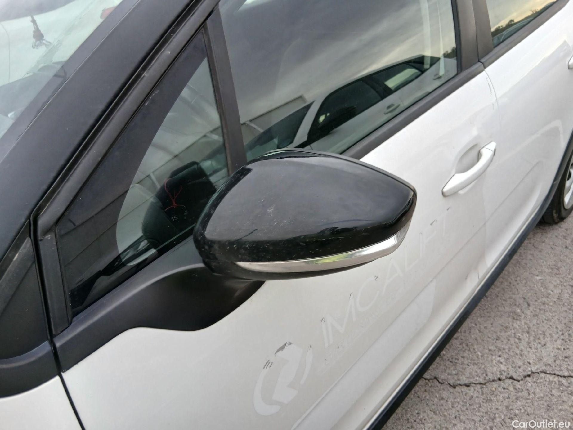  Citroen  C3 CITROEN  / 2016 / 5P / berlina con portón BlueHDi 73KW (100CV) S&S FEEL #10