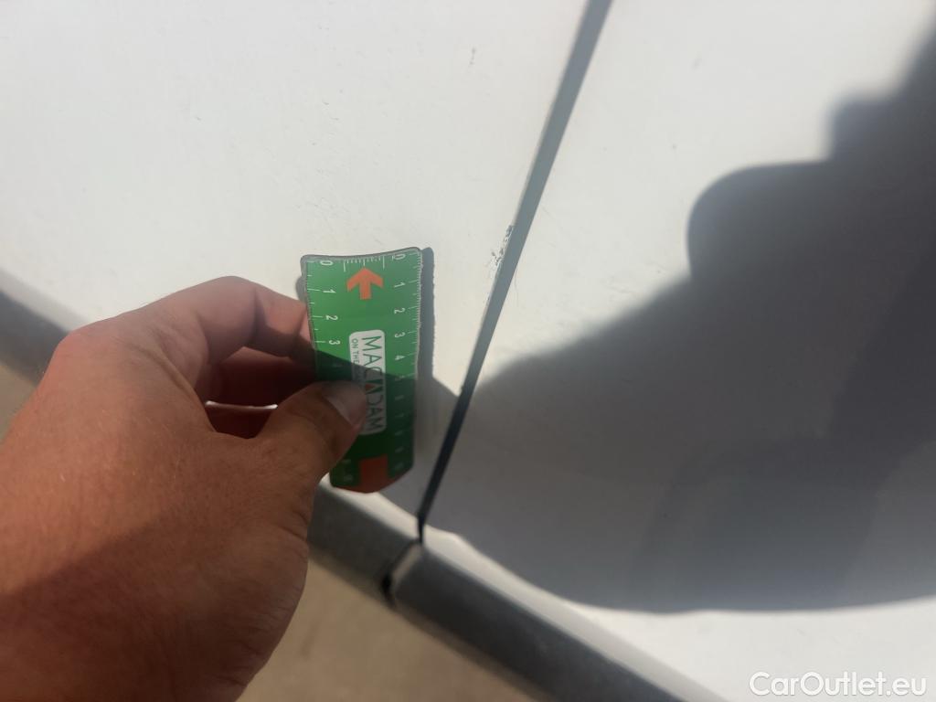  Citroen  C4 CITROEN  / 2020 / 5P / berlina con portón BlueHdi 110 S&S Live Pack #2