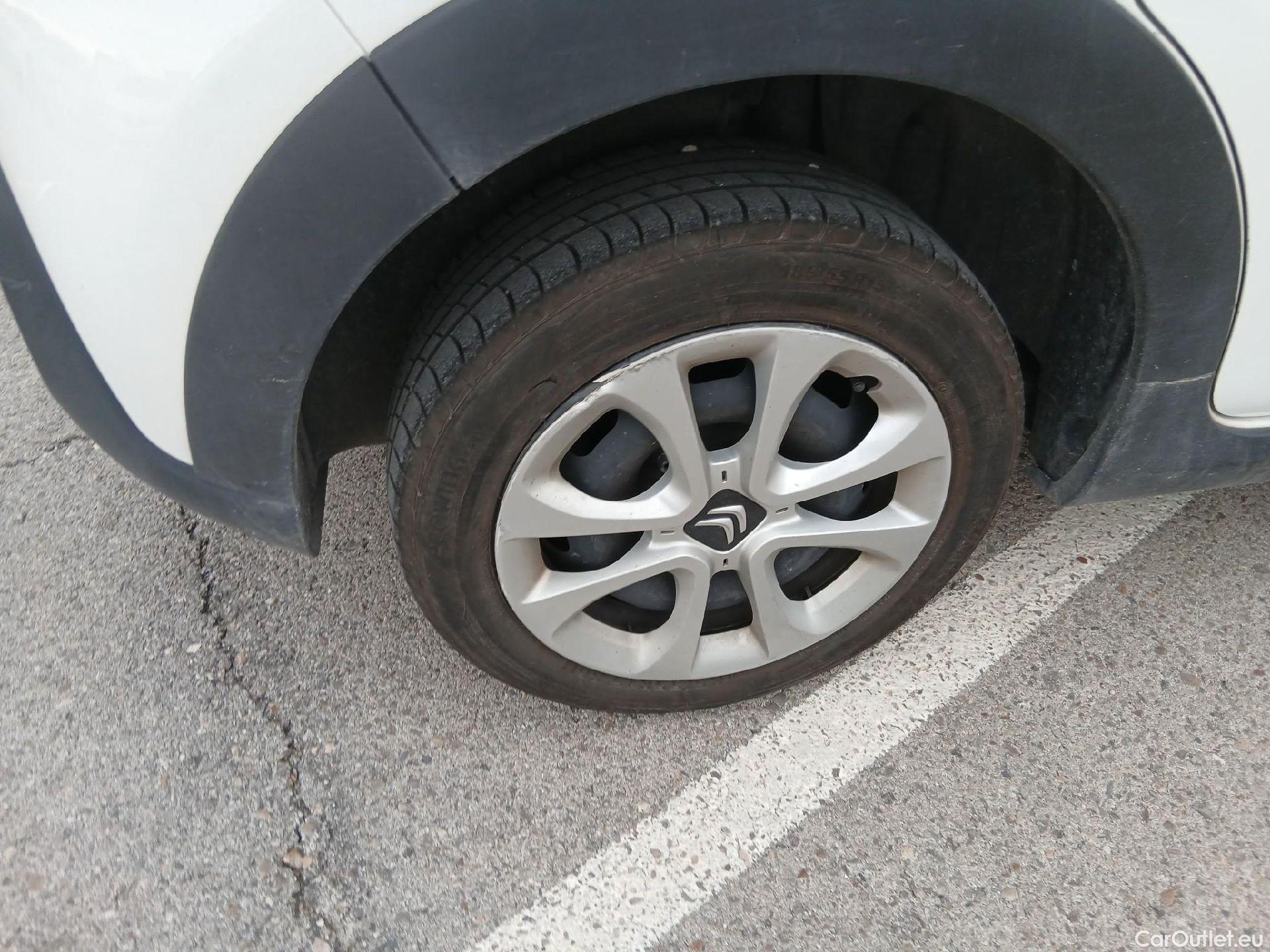  Citroen  C3 CITROEN  / 2016 / 5P / berlina con portón BlueHDi 73KW (100CV) S&S FEEL #20