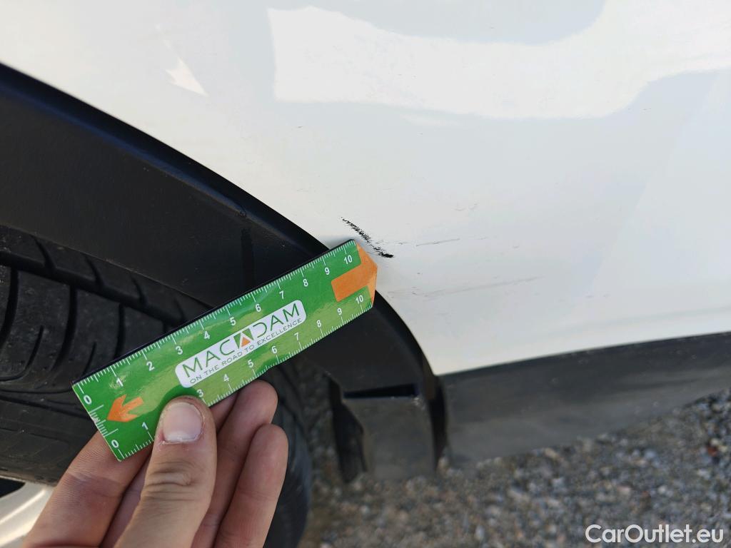  Ford  Kuga FORD  / 2016 / 5P / todoterreno 1.5 EcoBoost 88kW 4x2 Trend+ (CX) #13