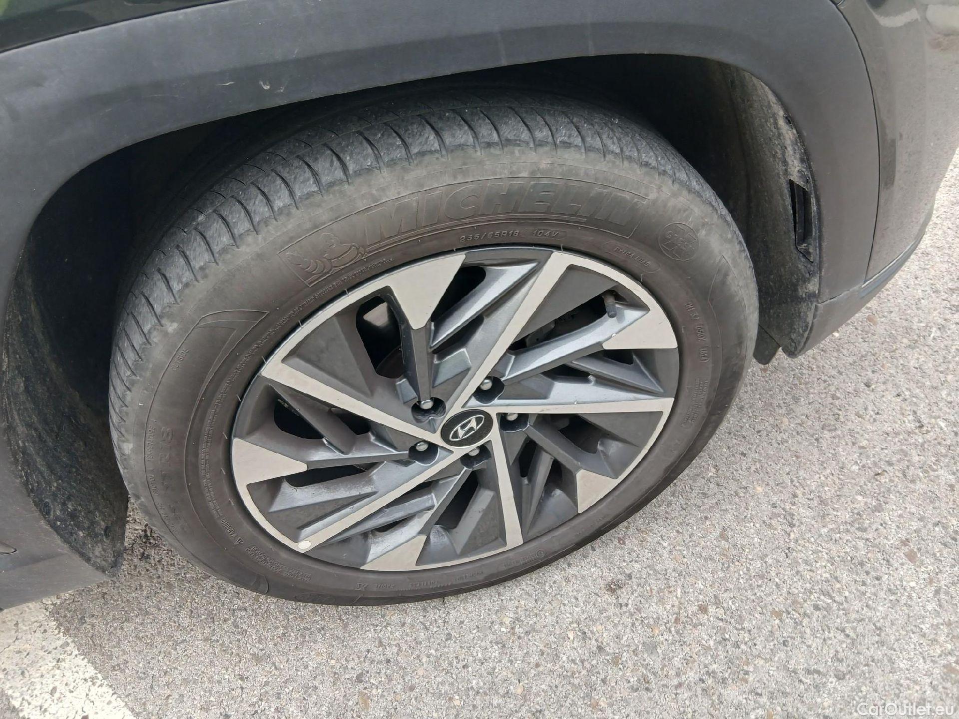  Hyundai  Tucson HYUNDAI  / 2020 / 5P / todoterreno 1.6 CRDI 100kW (136CV) 48V Tecno DCT 2C #5