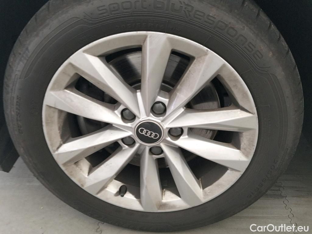  Audi  A3 AUDI  / 2020 / 5P / berlina con portón Sportback 30 TFSI 81kW (110CV) S tronic #15