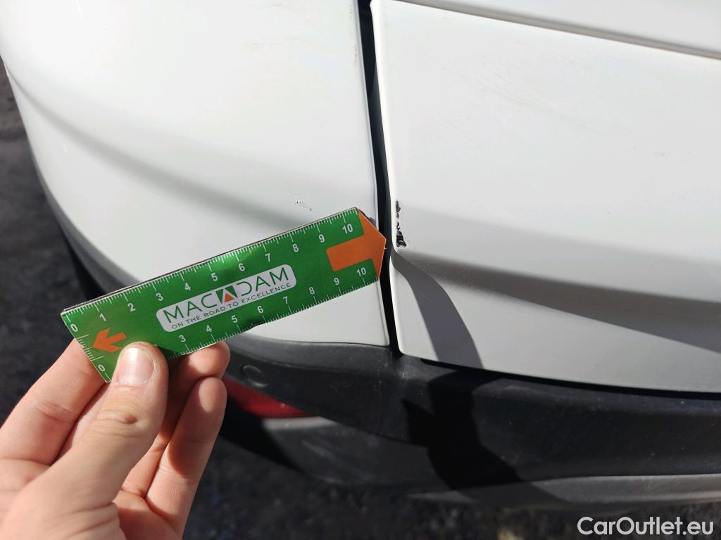  Ford  Kuga FORD  / 2016 / 5P / todoterreno 1.5 EcoBoost 88kW 4x2 Trend+ (CX) #4