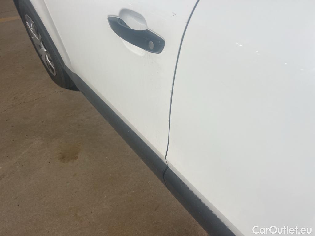  Citroen  C4 CITROEN  / 2020 / 5P / berlina con portón BlueHdi 110 S&S Live Pack #1