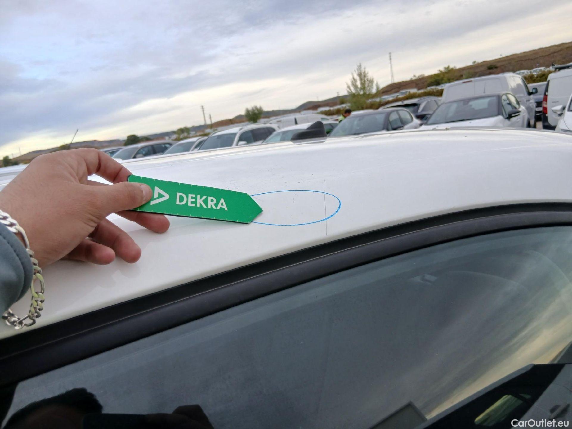  Citroen  C3 CITROEN  / 2016 / 5P / berlina con portón BlueHDi 73KW (100CV) S&S FEEL #12