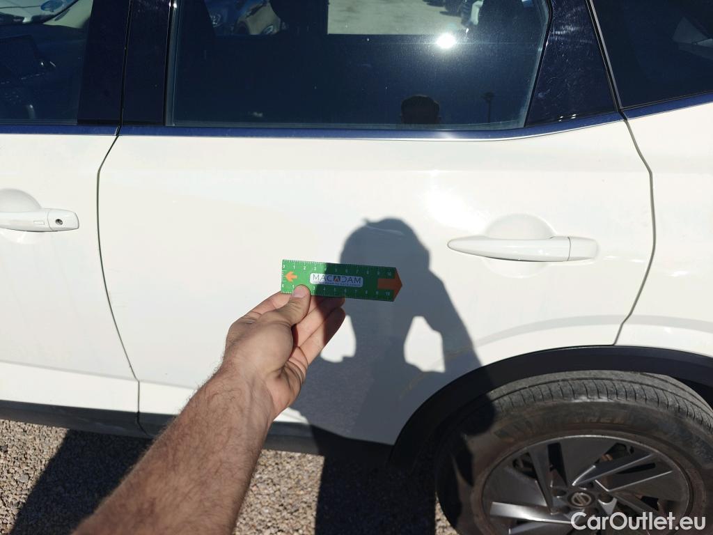  Nissan  Qashqai NISSAN  / 2021 / 5P / todoterreno DIG-T 103kW (140CV) mHEV 4x2 Acenta #5