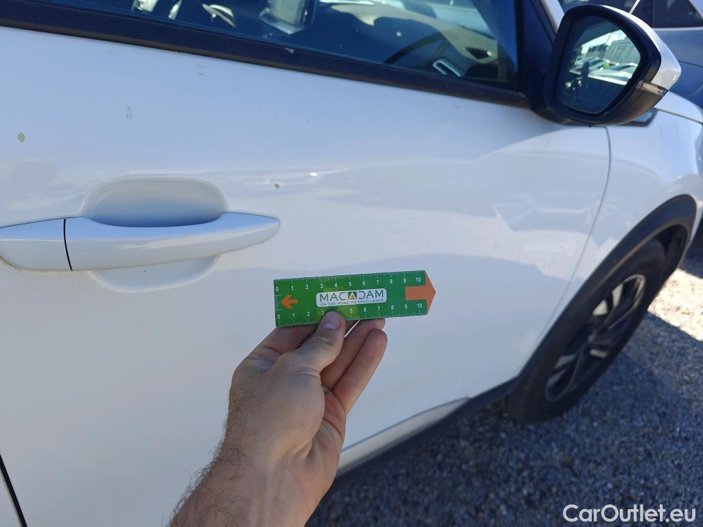  Peugeot  2008  Allure Pack 1.5 HDi 110CV MT6 E6d #8