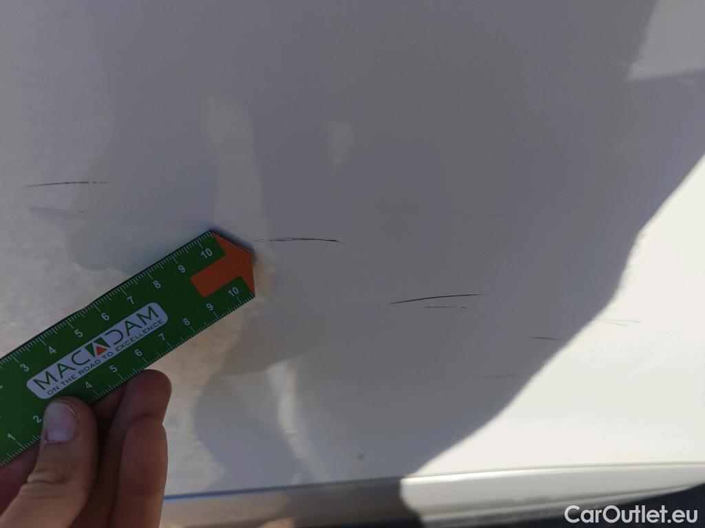  Peugeot  2008  Allure Pack 1.5 HDi 110CV MT6 E6d #27