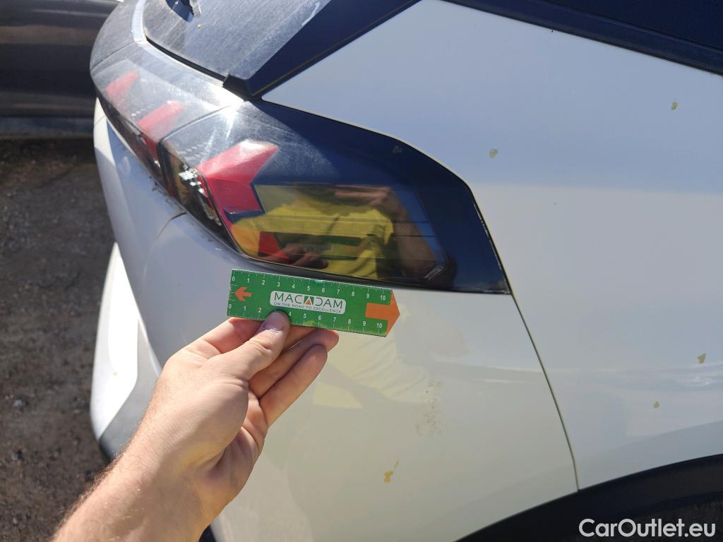  Peugeot  2008  Allure Pack 1.5 HDi 110CV MT6 E6d #4