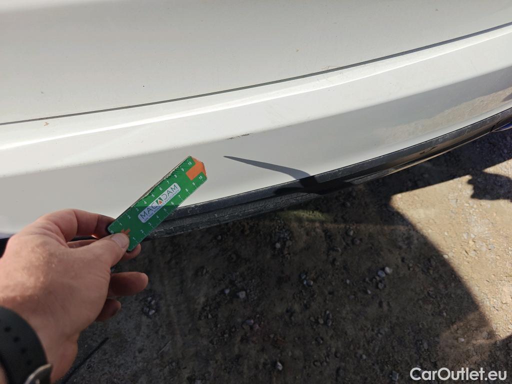  Mercedes  G-Klasee MERCEDES-BENZ GLE / 2018 / 5P / todoterreno GLE 350 de 4MATIC (Híbrido Enchufable) #19