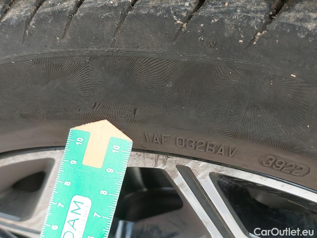  KIA  XCeed KIA  / 2022 / 5P / todoterreno 1.5 MHEV GT-line 118kW (160CV) DCT #30