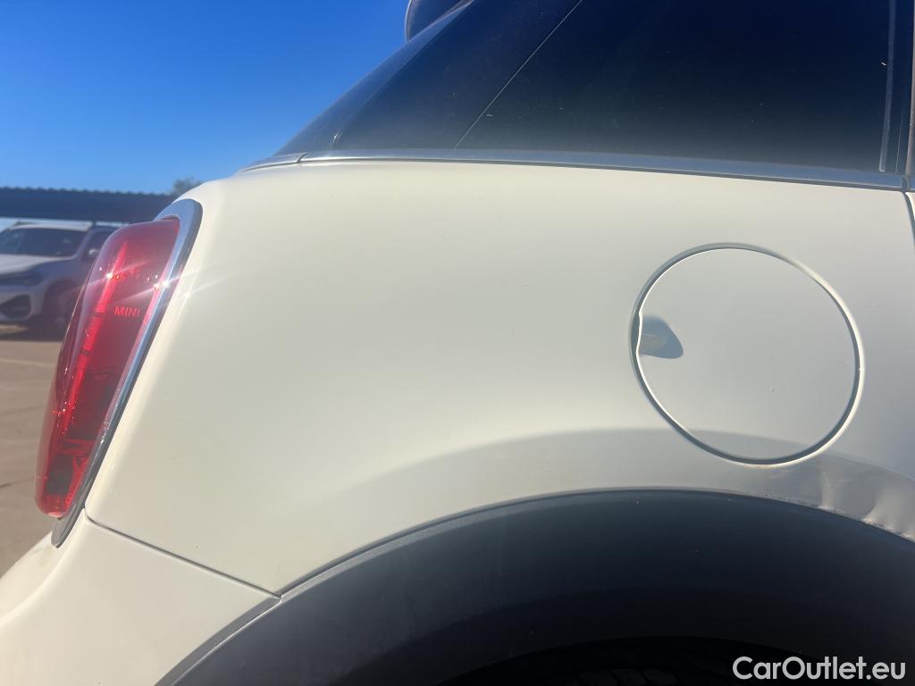  Mini  Cooper MINI MINI / 2014 / 5P / berlina con portón ONE 5 PUERTAS (CX) #4