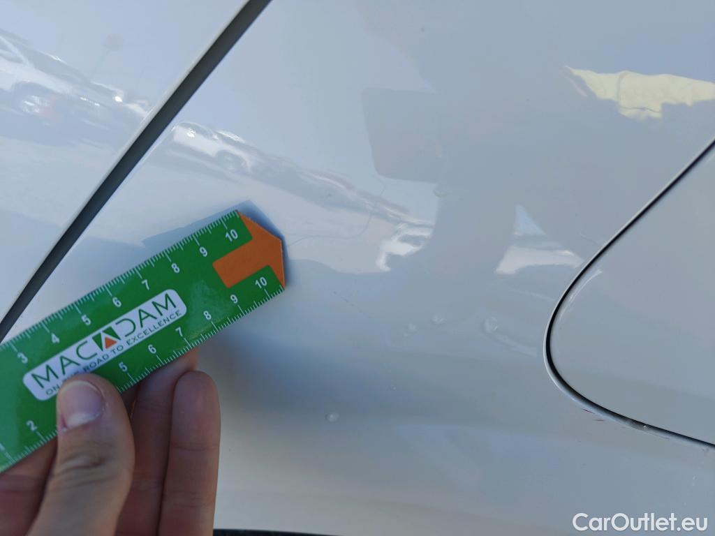  Peugeot  208 PEUGEOT  / 2019 / 5P / berlina con portón PureTech 73kW (100CV) Active Pack #9