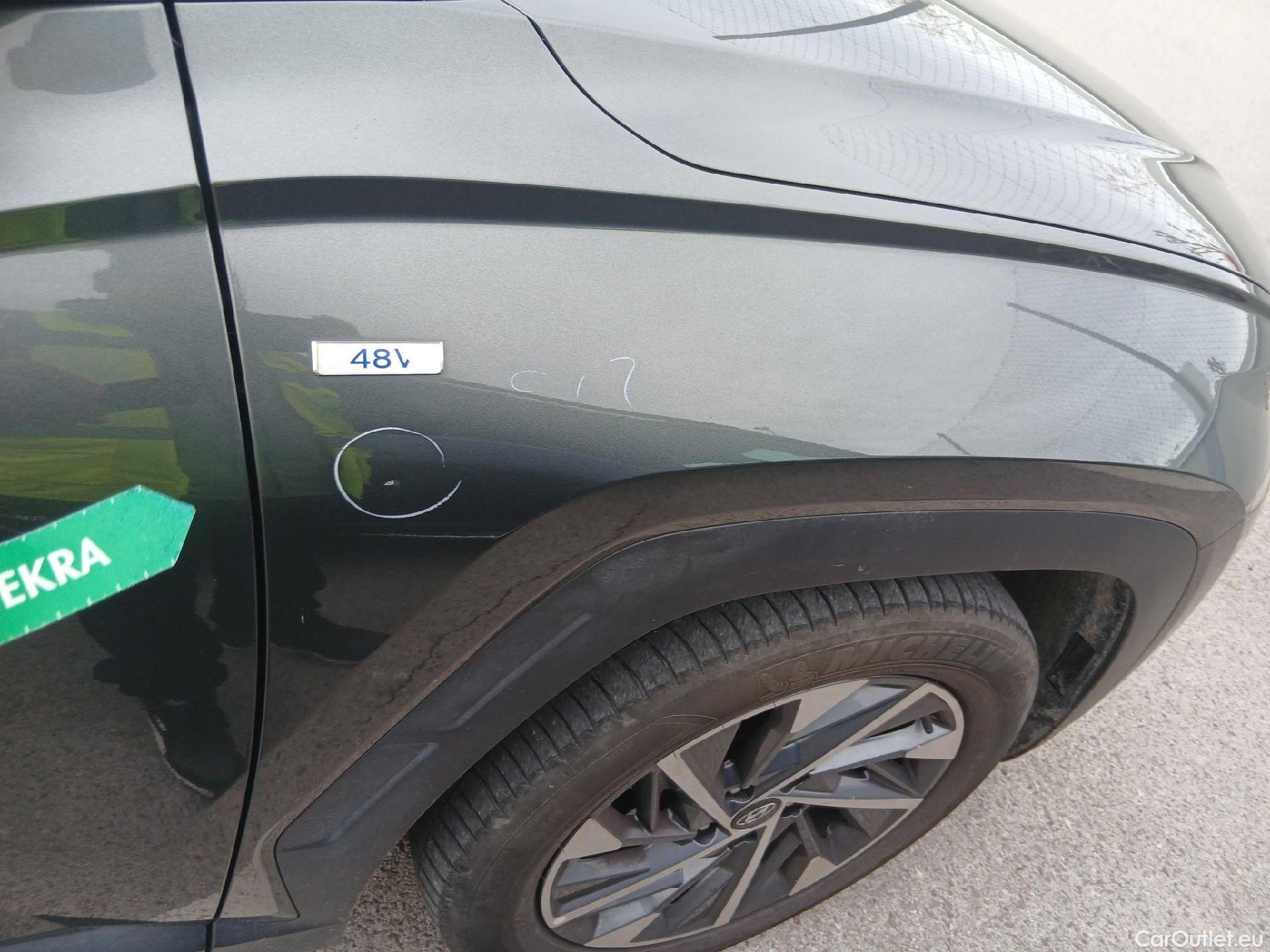  Hyundai  Tucson HYUNDAI  / 2020 / 5P / todoterreno 1.6 CRDI 100kW (136CV) 48V Tecno DCT 2C #32