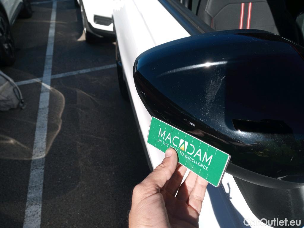  Opel  Crossland OPEL  / 2020 / 5P / crossover 1.5D 81kW (110CV) GS Line #47