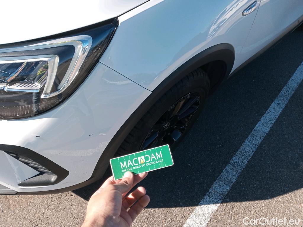  Opel  Crossland OPEL  / 2020 / 5P / crossover 1.5D 81kW (110CV) GS Line #40