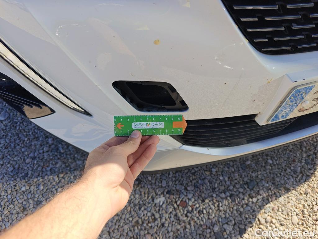  Peugeot  2008  Allure Pack 1.5 HDi 110CV MT6 E6d #19