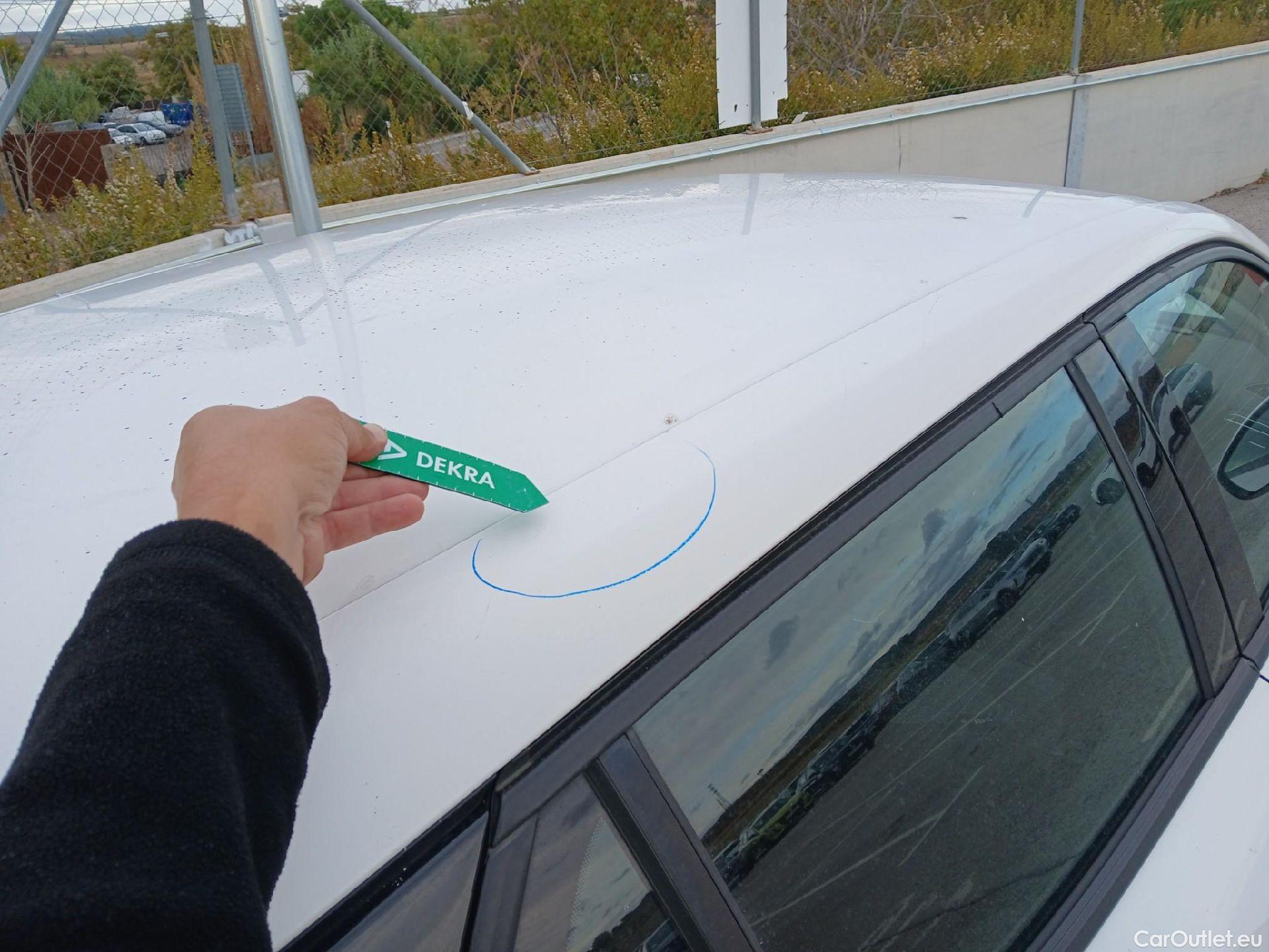  Peugeot  2008 PEUGEOT  / 2019 / 5P / todoterreno Active Puretech 100 S&S BVM6 #39