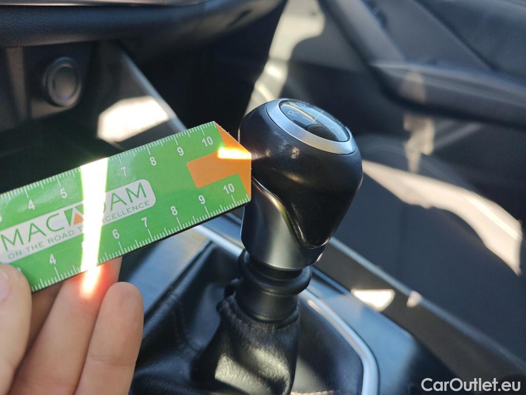  Nissan  Qashqai NISSAN  / 2021 / 5P / todoterreno DIG-T 103kW (140CV) mHEV 4x2 Acenta #26