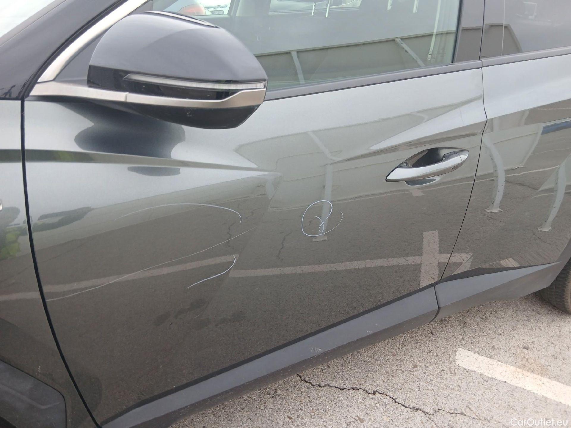  Hyundai  Tucson HYUNDAI  / 2020 / 5P / todoterreno 1.6 CRDI 100kW (136CV) 48V Tecno DCT 2C #17