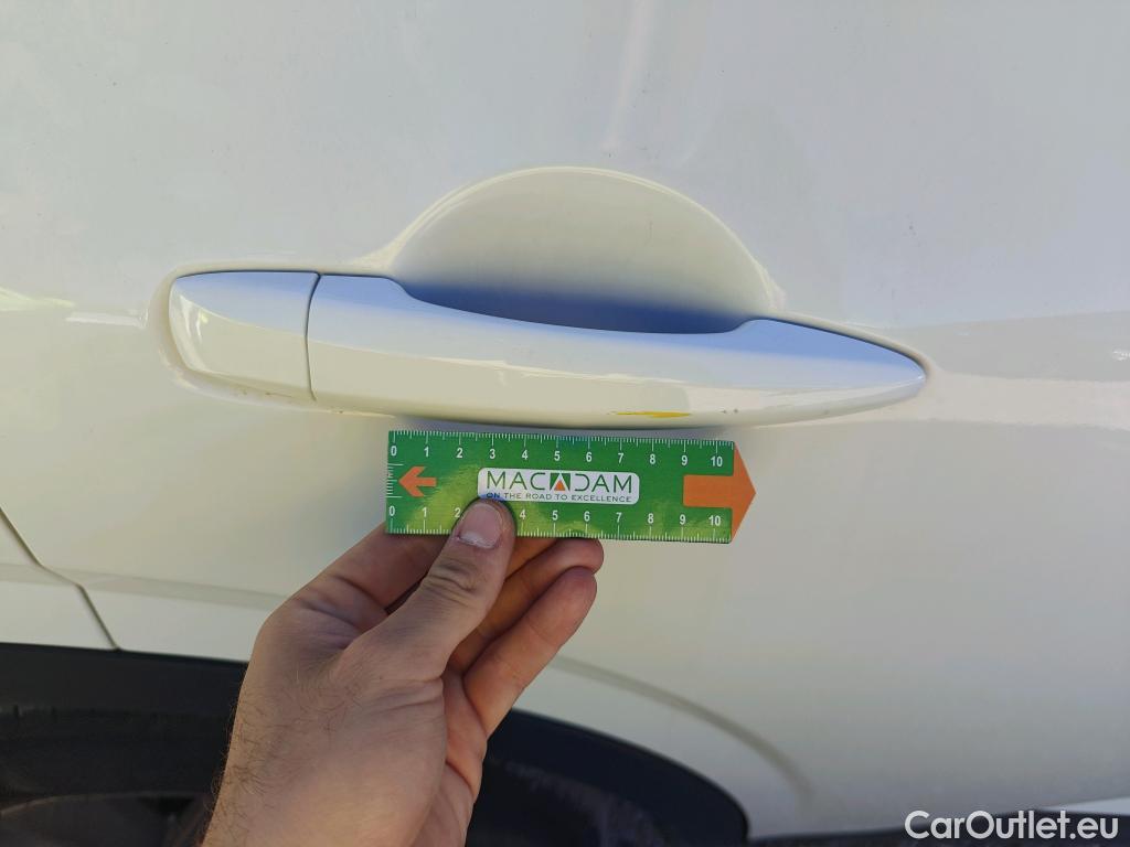  Nissan  Qashqai NISSAN  / 2021 / 5P / todoterreno DIG-T 103kW (140CV) mHEV 4x2 Acenta #37